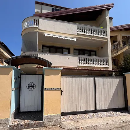 Annamaria Apartament *